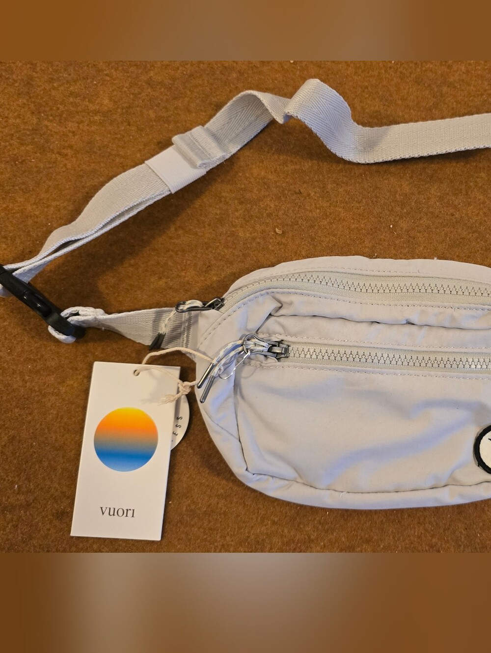 Vuori Light Gray Men's Sling Belt Bag